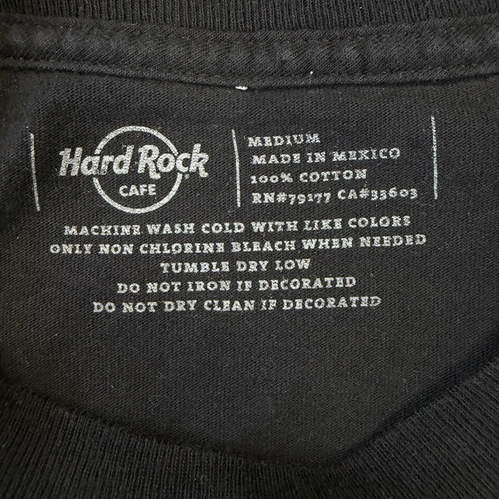 Hard Rock Cafe Black and Blue Graphic Tee - Picture 7 of 7